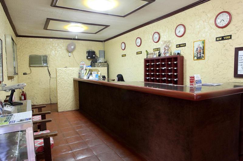 Phoenix Hotel Ángeles Extérieur photo